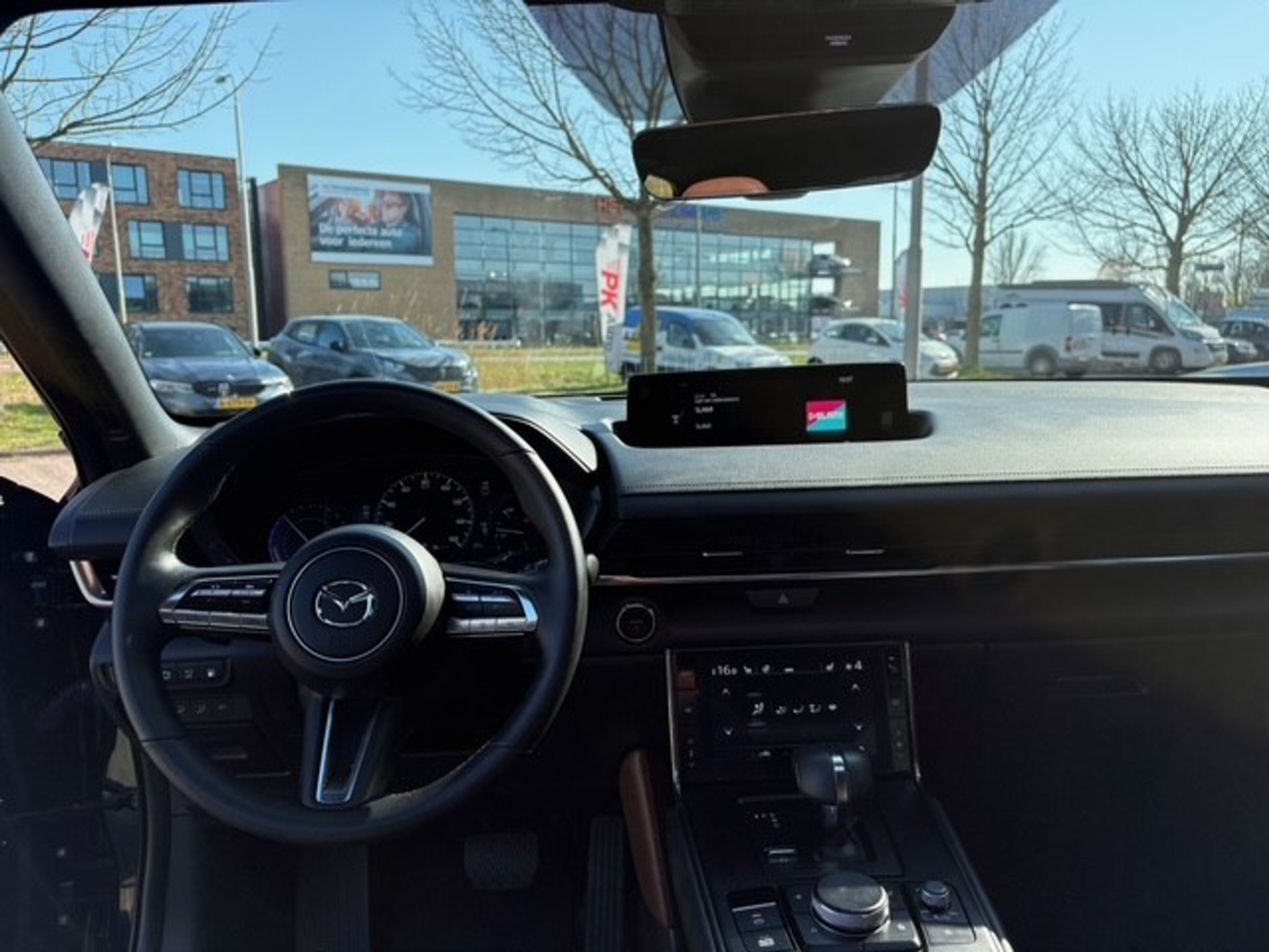 43939730-20.jpg