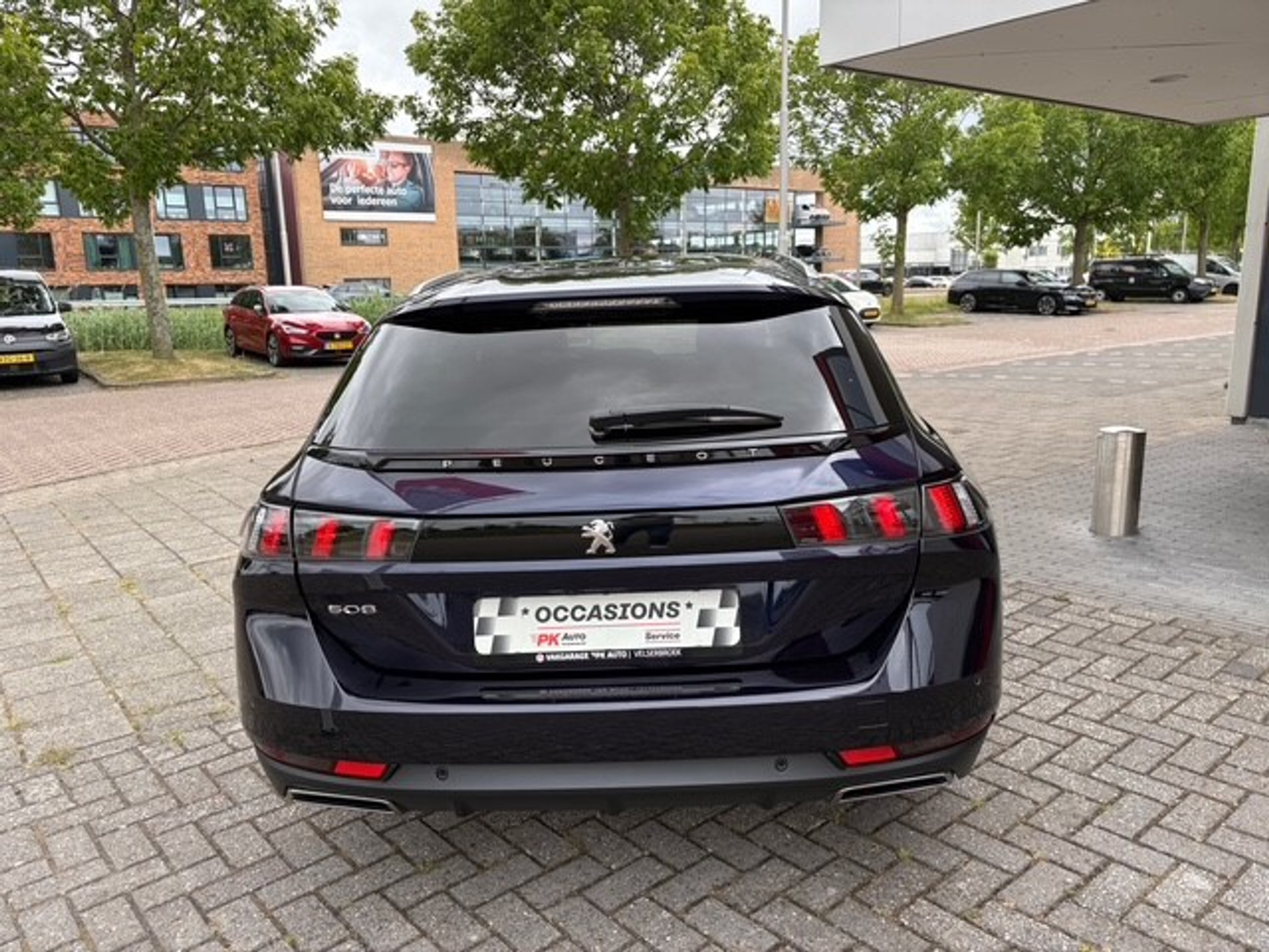 45201904-2.jpg