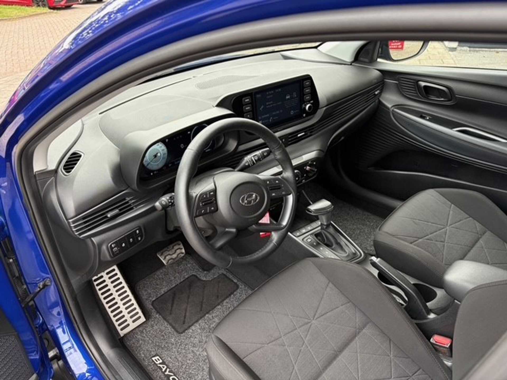 45410126-8.jpg
